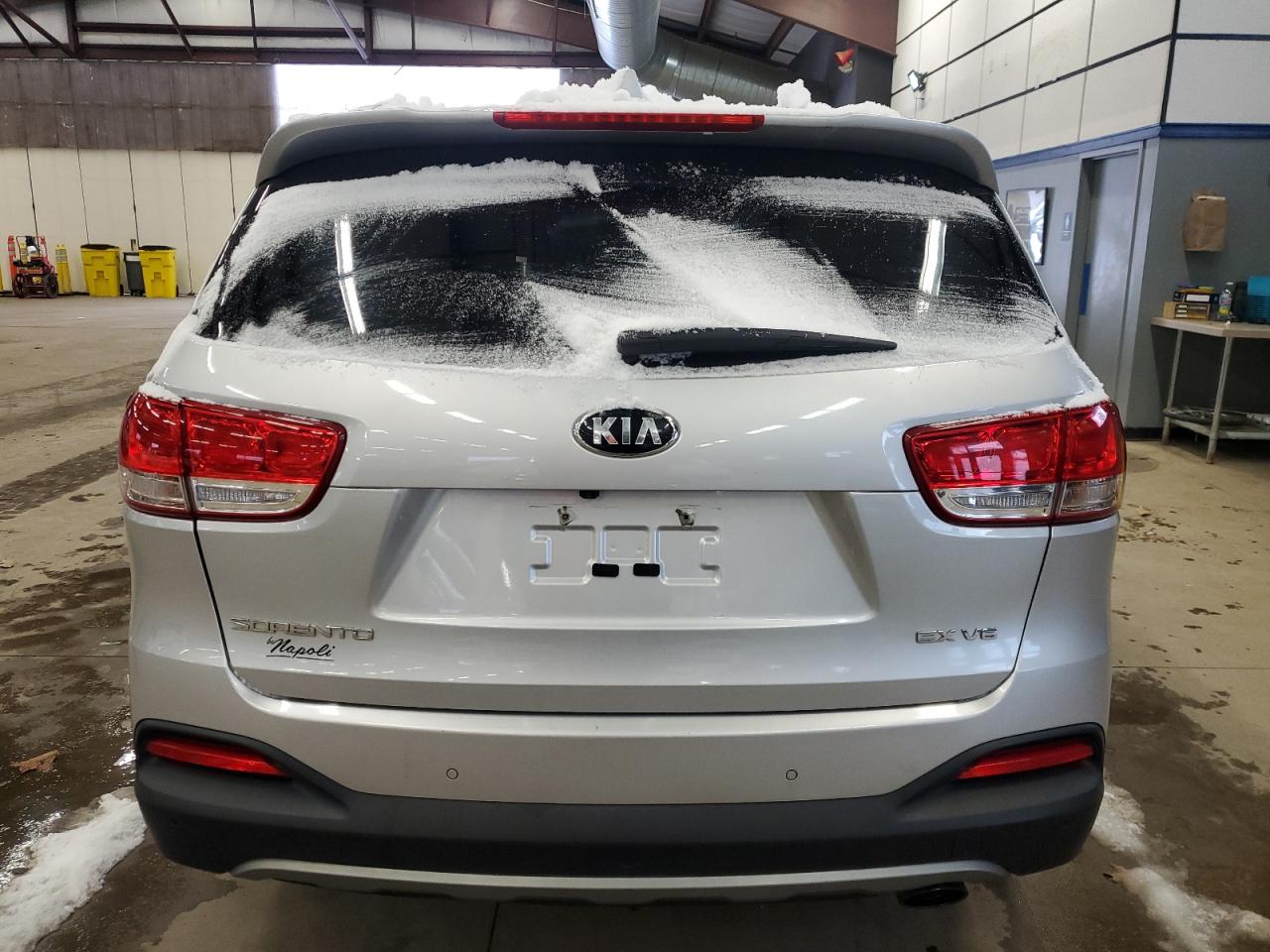 2016 Kia Sorento - Image 6