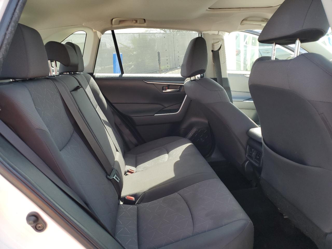 JTMW1RFV5KD036146 TOYOTA RAV4 2019