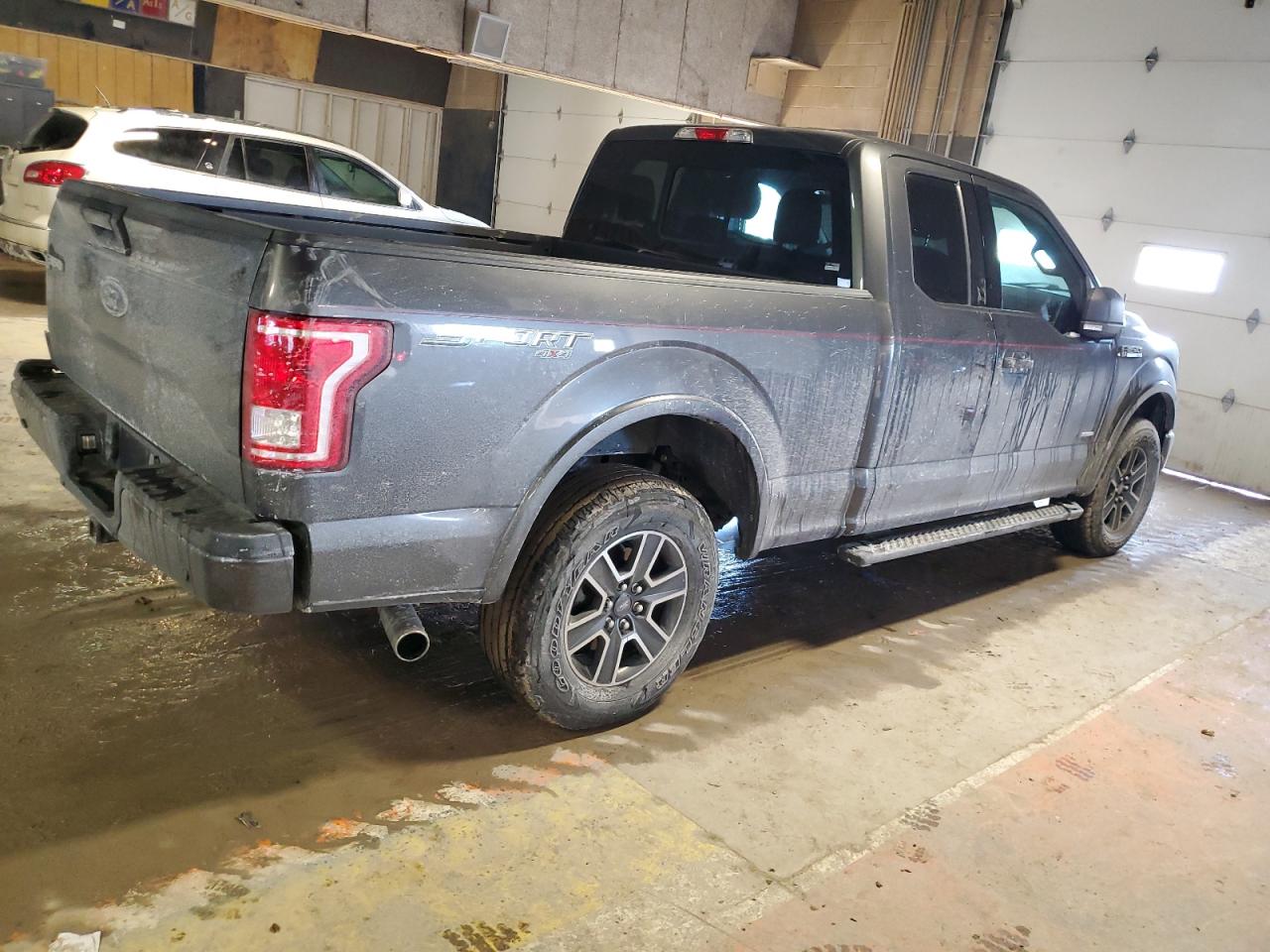 2015 Ford F-150 - Image 3