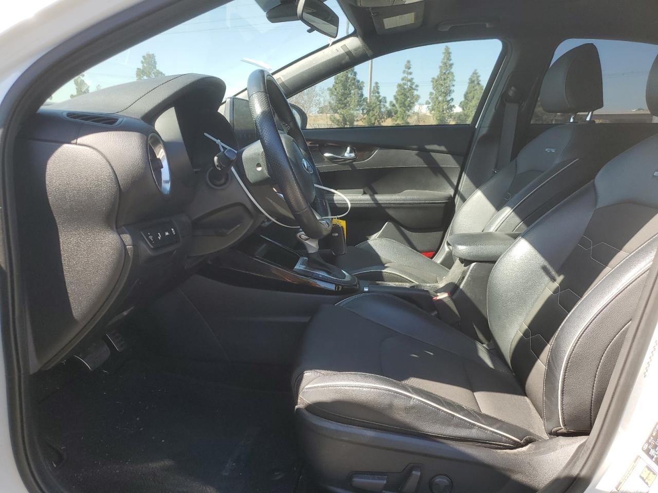 2021 Kia Forte - Image 7