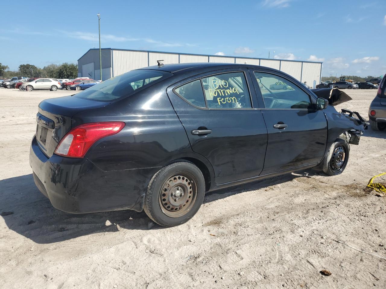 2016 Nissan Versa - Image 3