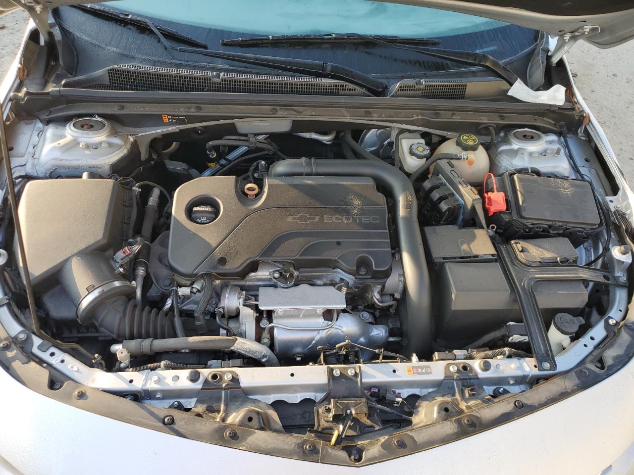 2017 Chevrolet Malibu - Image 11