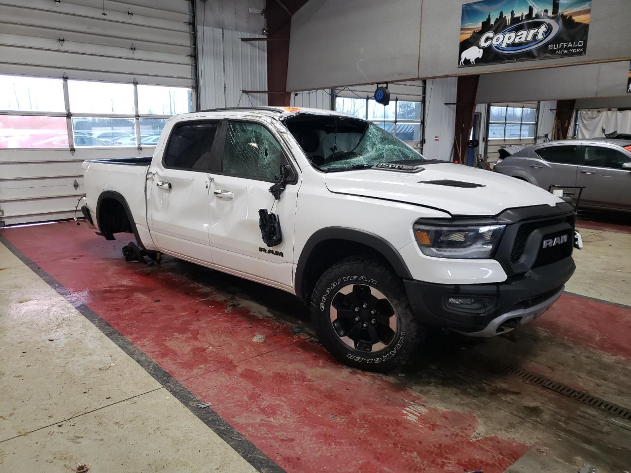 2021 RAM 1500 - Image 4