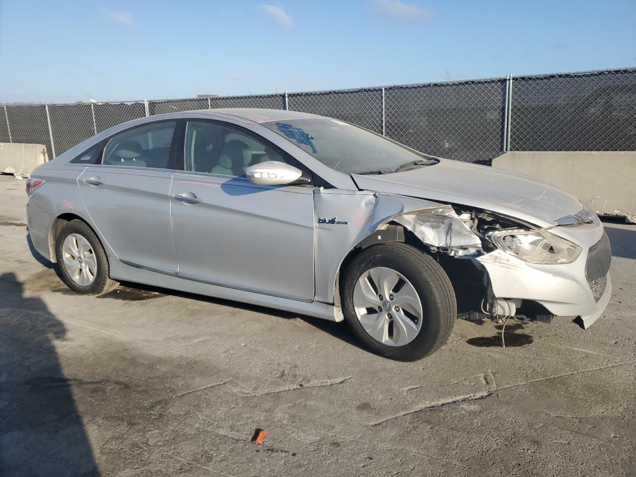 2015 Hyundai Sonata - Image 4