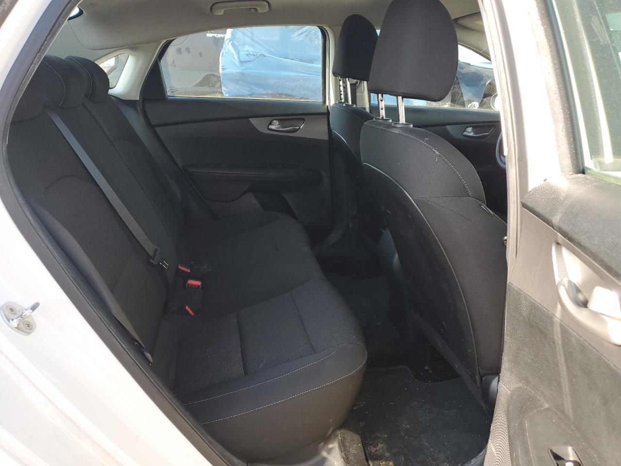 2019 Kia Forte - Image 10