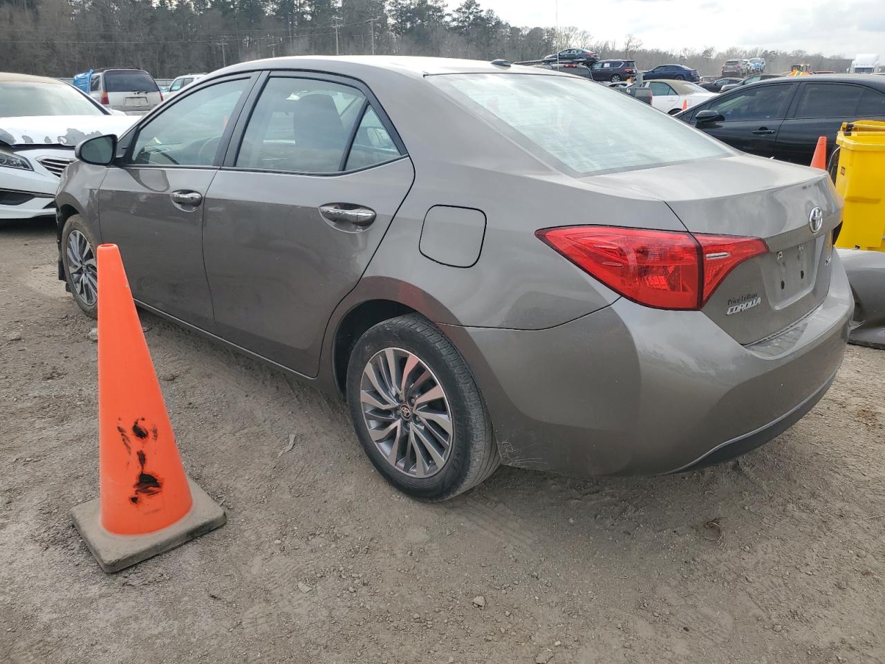 2018 Toyota Corolla - Image 2