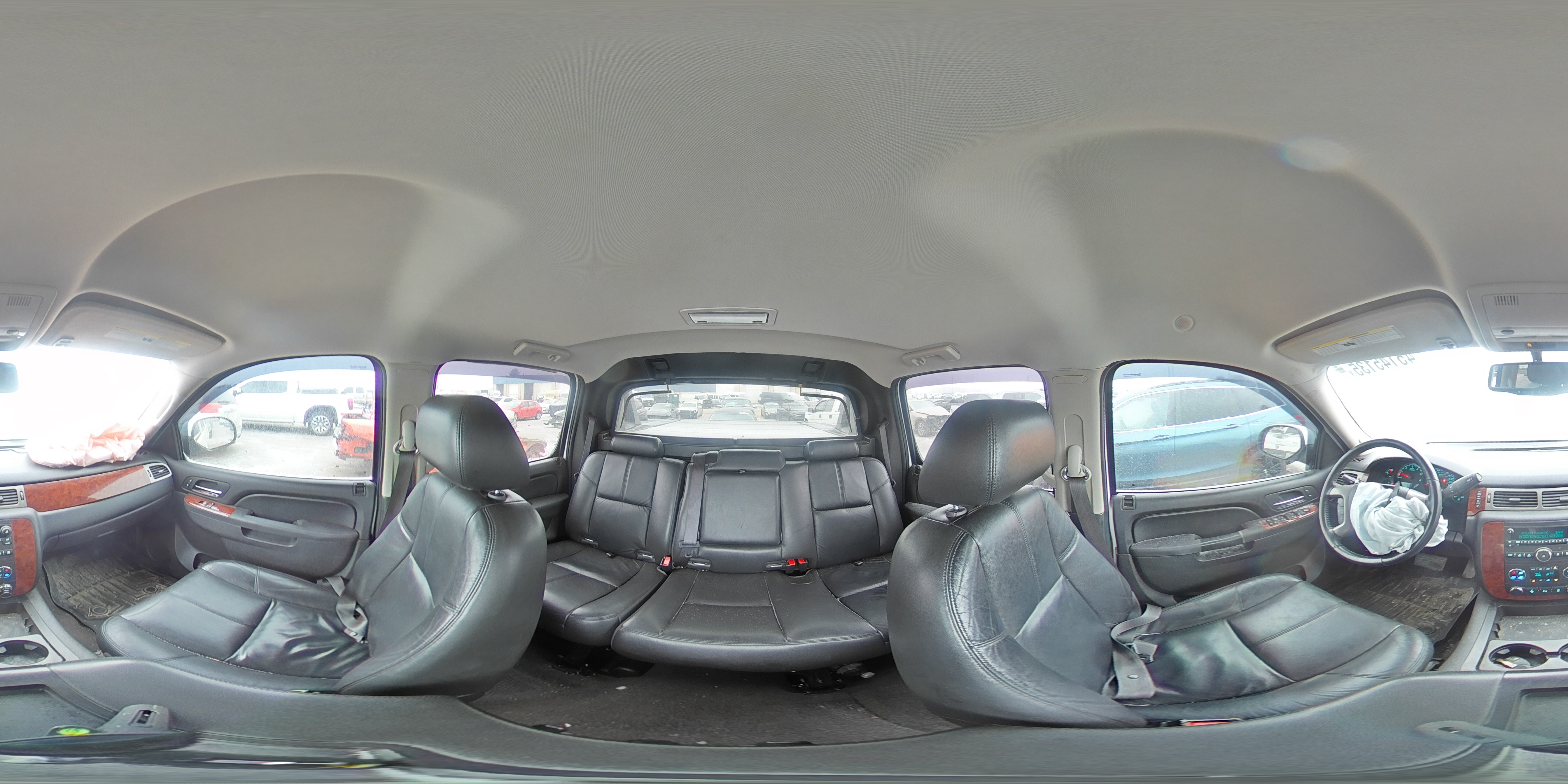 2012 Chevrolet Avalanche - Image 12