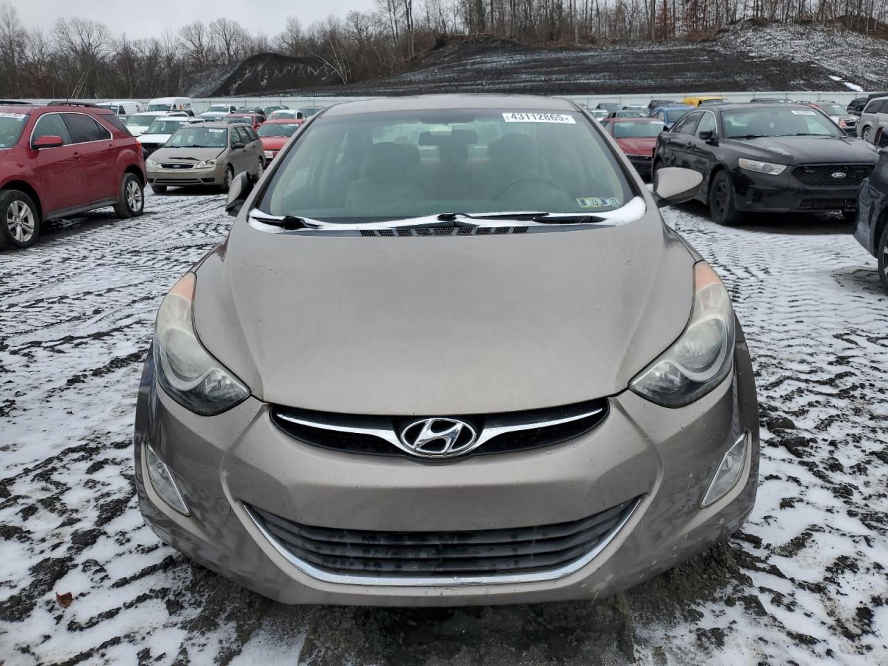 2013 Hyundai Elantra - Image 5