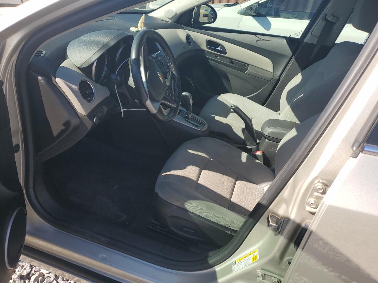 2014 Chevrolet Cruze - Image 7