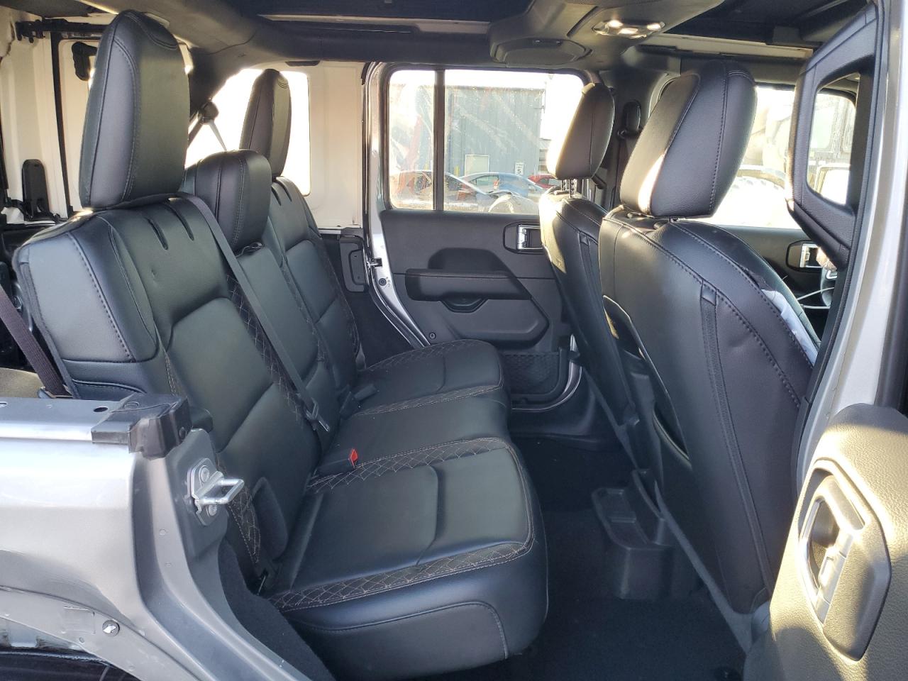 2021 Jeep Wrangler - Image 12