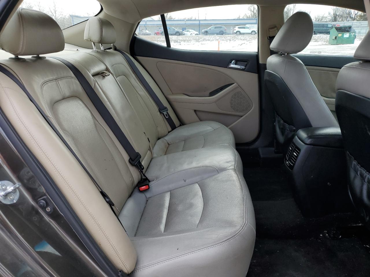 2011 Kia Optima - Image 10