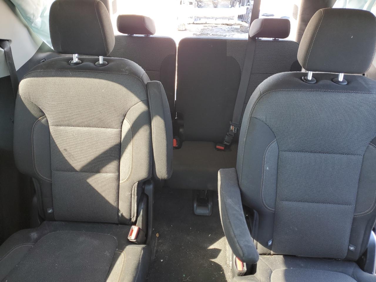1GNEVGKW2KJ233609 CHEVROLET TRAVERSE 2019