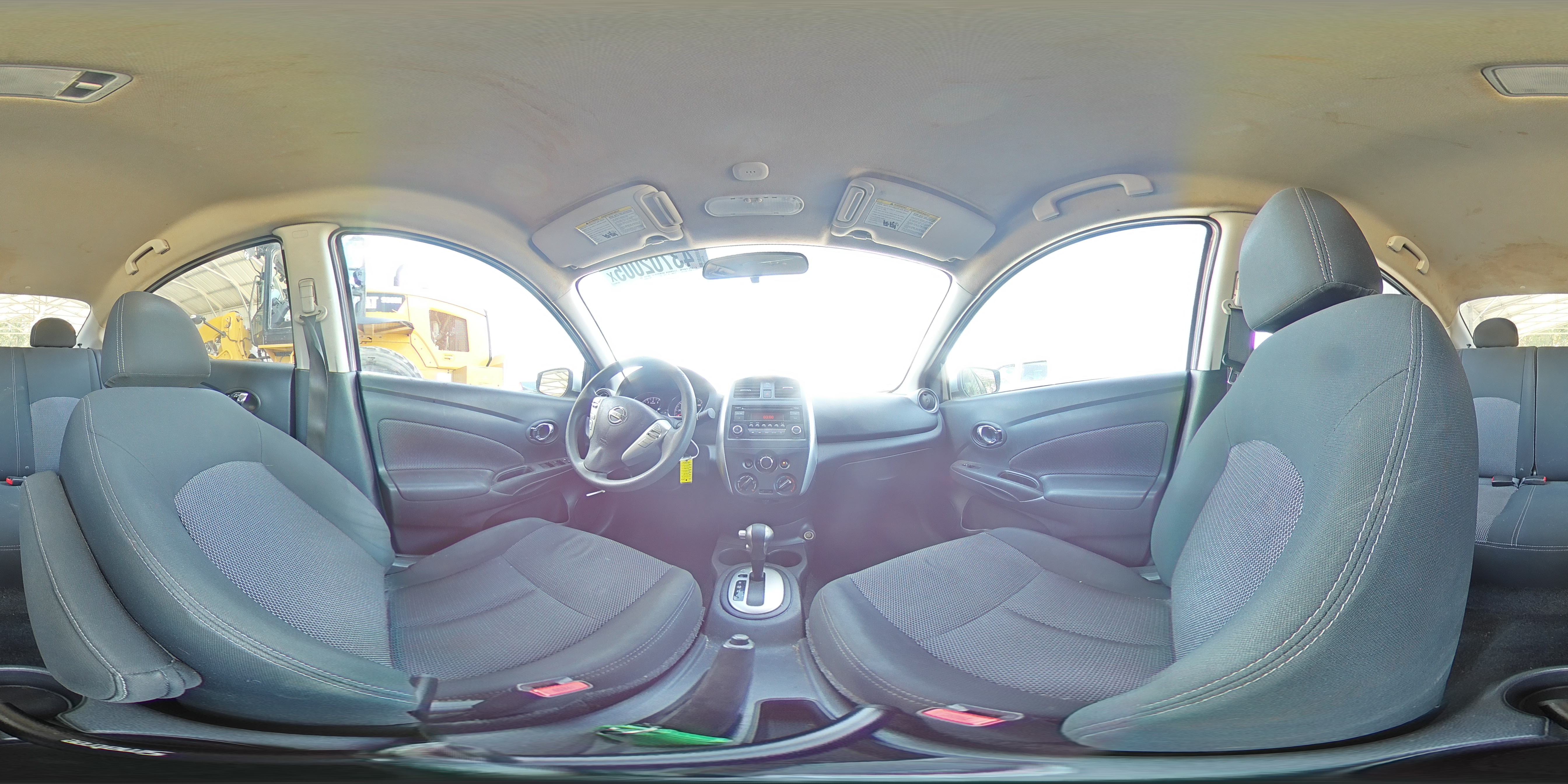 2018 Nissan Versa - Image 15
