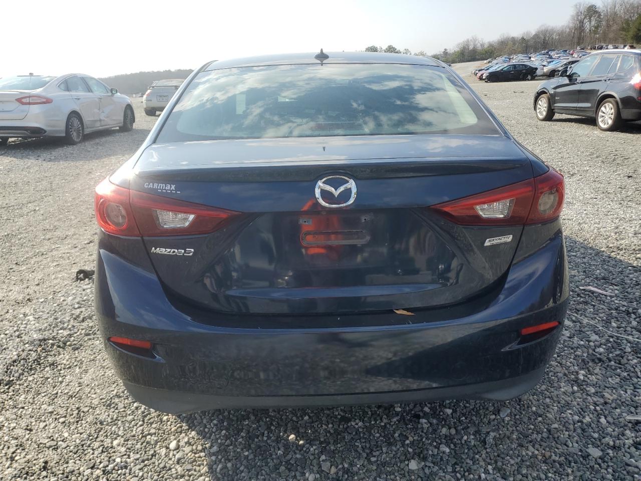 2018 Mazda 3 - Image 6
