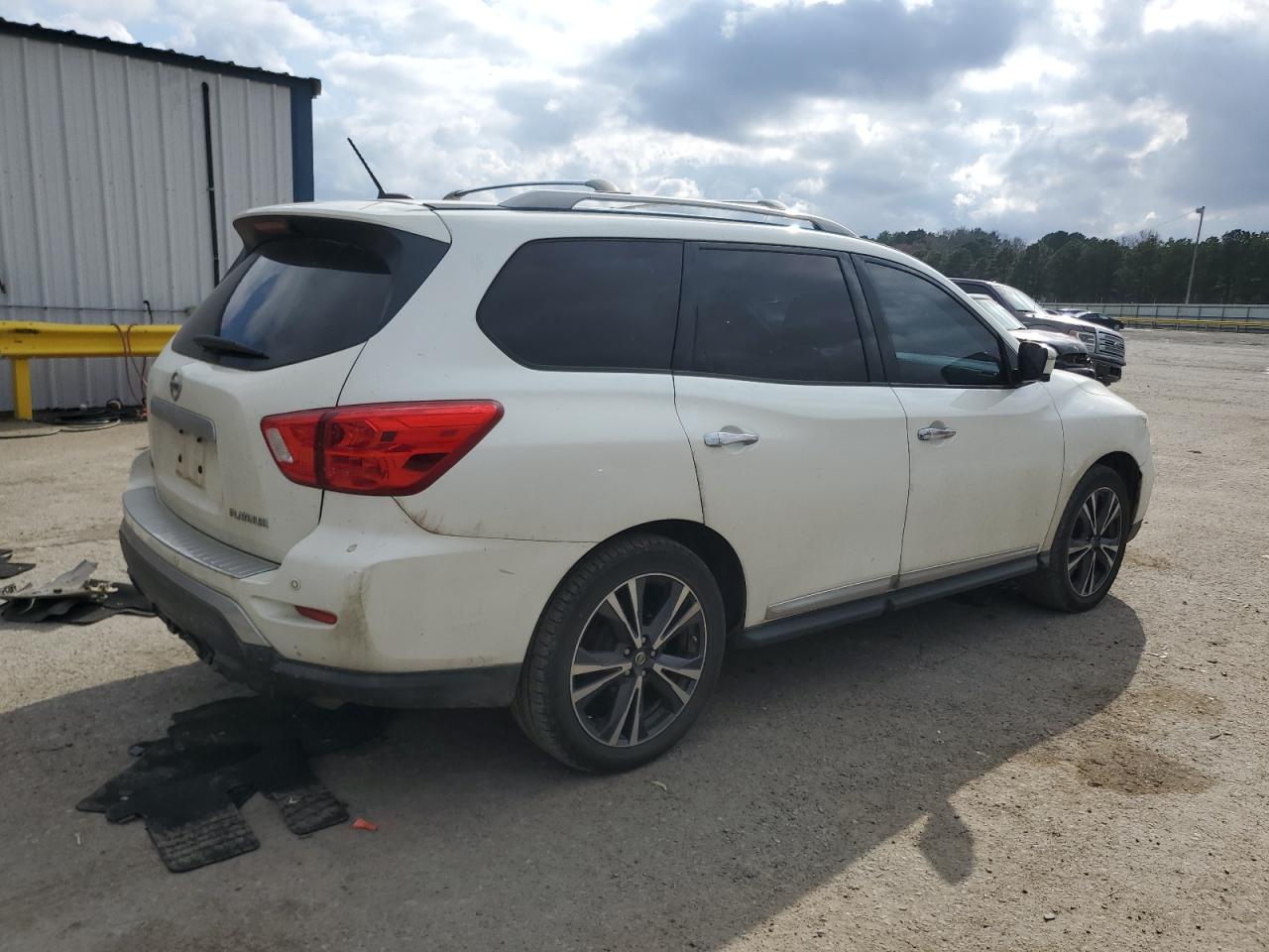 5N1DR2MN3HC612739 NISSAN PATHFINDER 2017