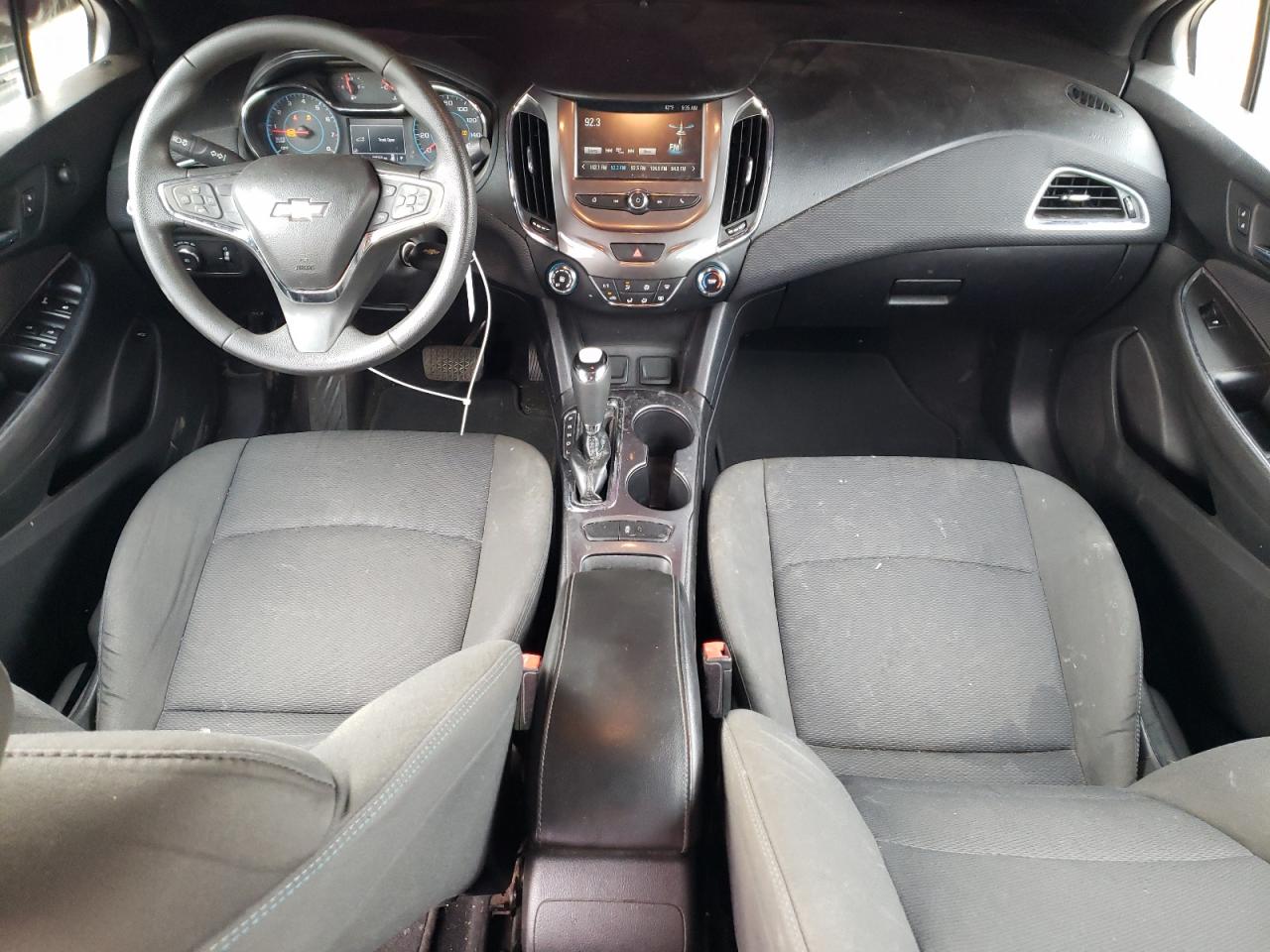 2017 Chevrolet Cruze - Image 8