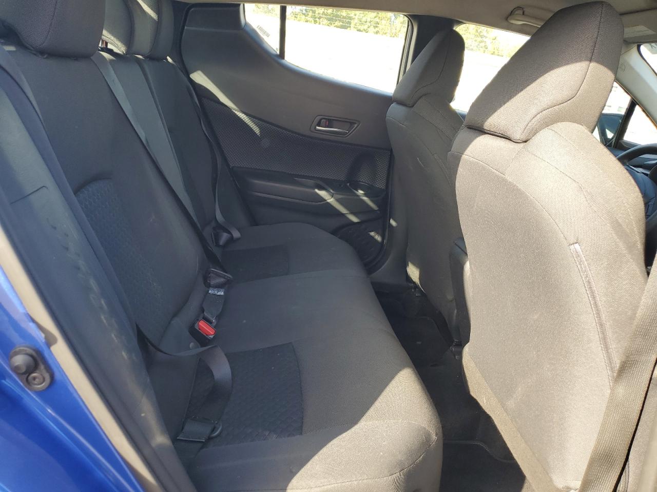 2020 Toyota C-HR - Image 11