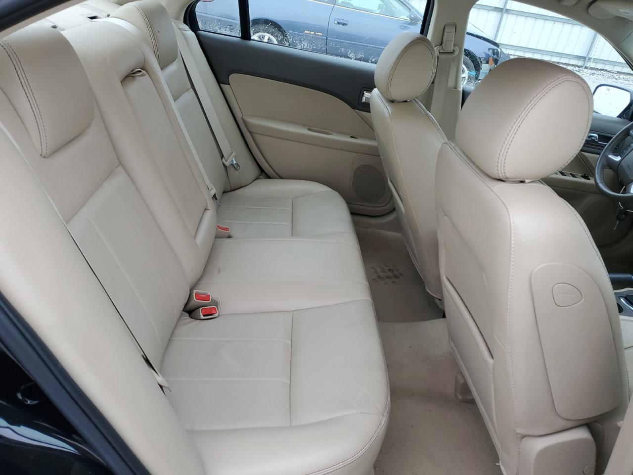 2008 Mercury Milan - Image 10