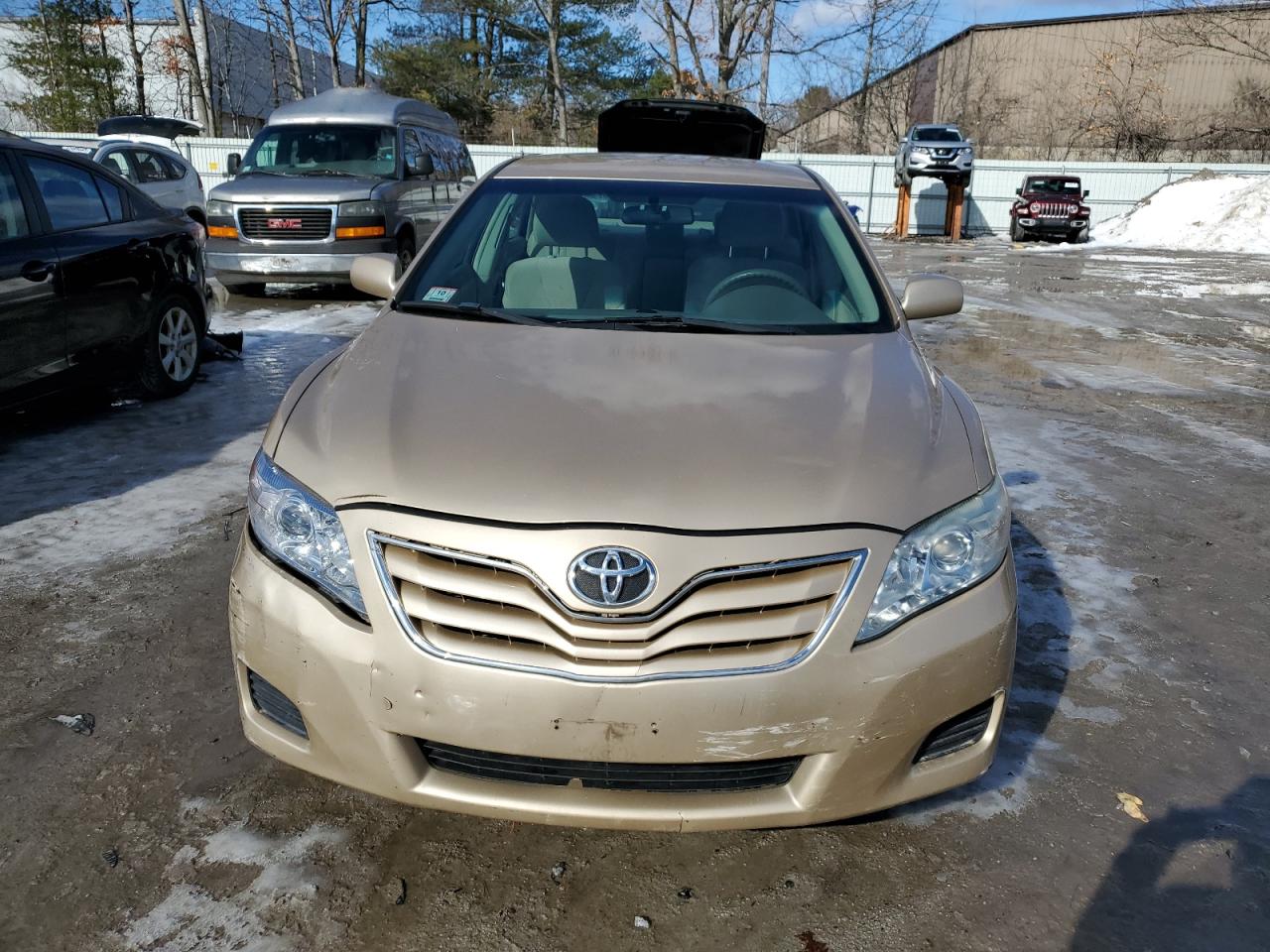 2011 Toyota Camry - Image 5