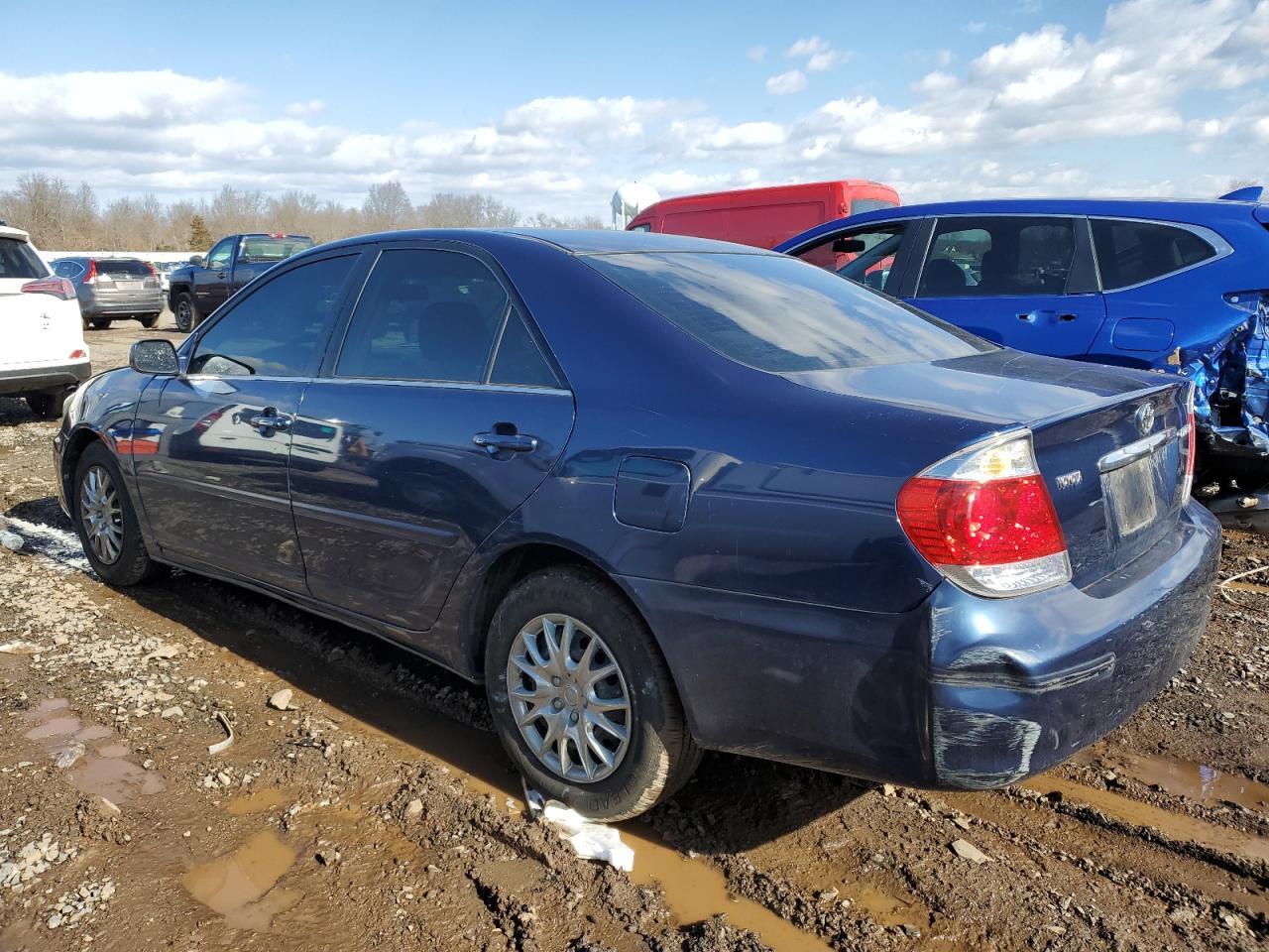 2005 Toyota Camry - Image 2