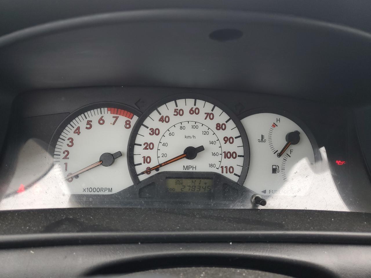 2004 Toyota Corolla - Image 9