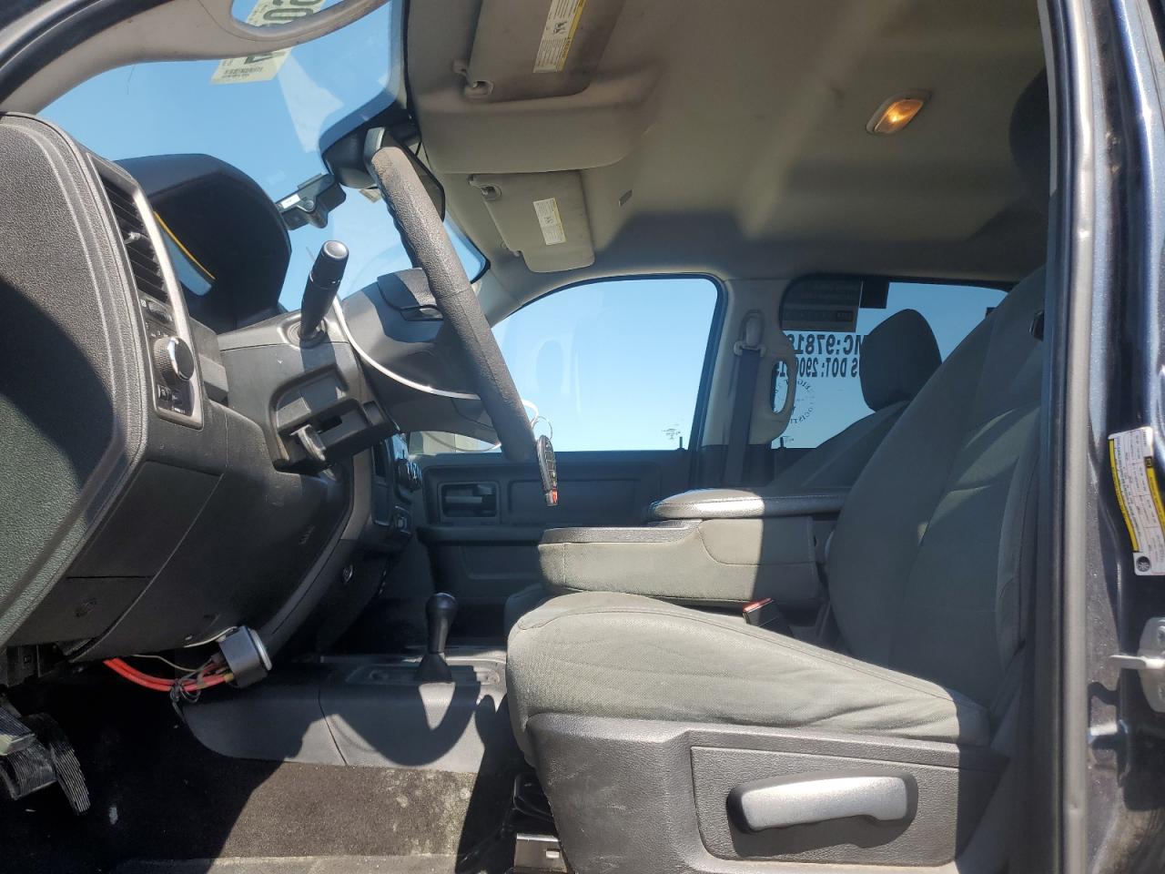 2018 RAM 3500 - Image 7