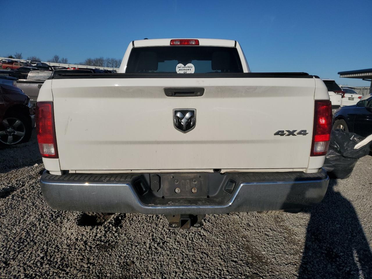 2016 RAM 1500 - Image 6