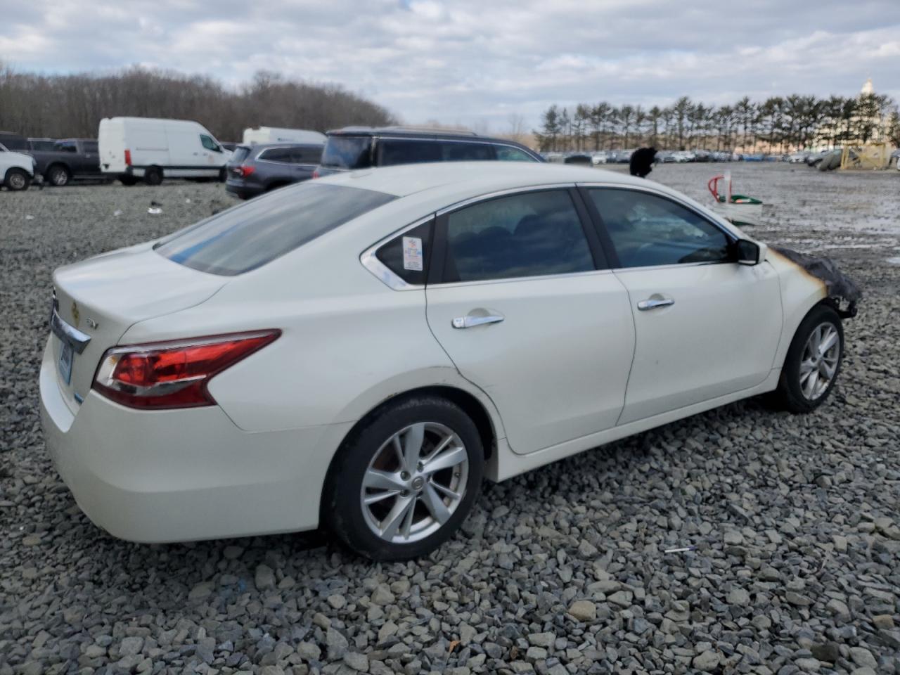 2013 Nissan Altima - Image 3