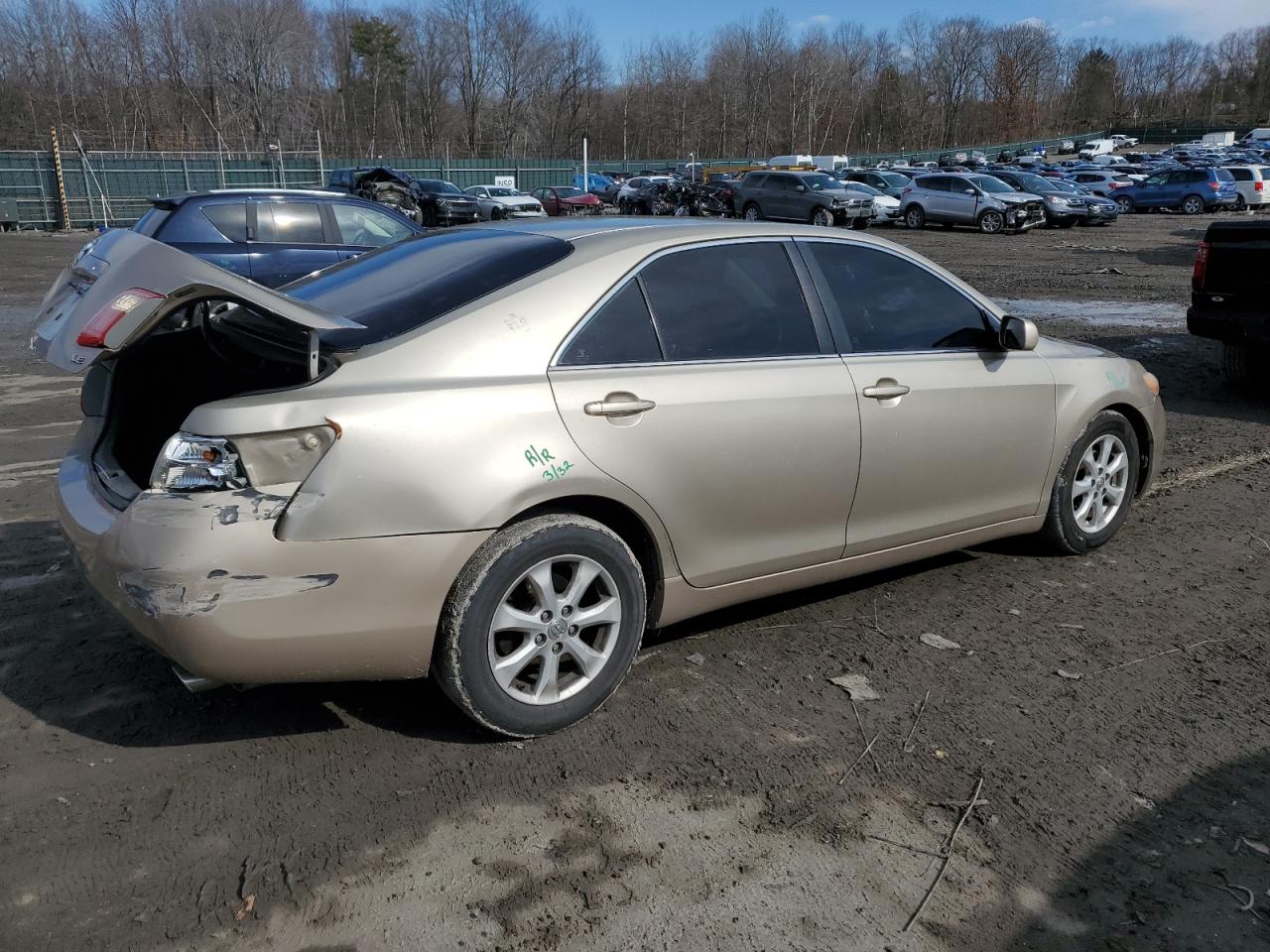 2009 Toyota Camry - Image 3