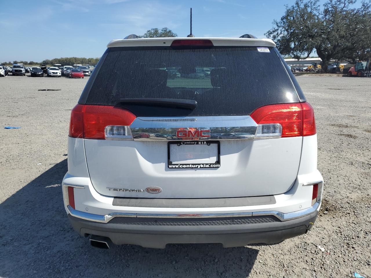 2016 GMC Terrain - Image 6