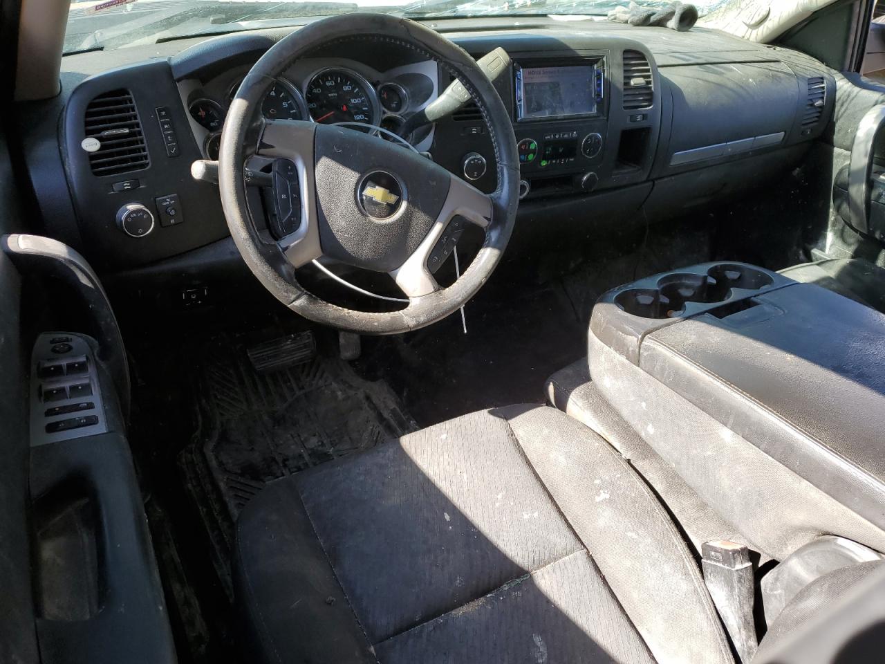 2010 Chevrolet Silverado - Image 8