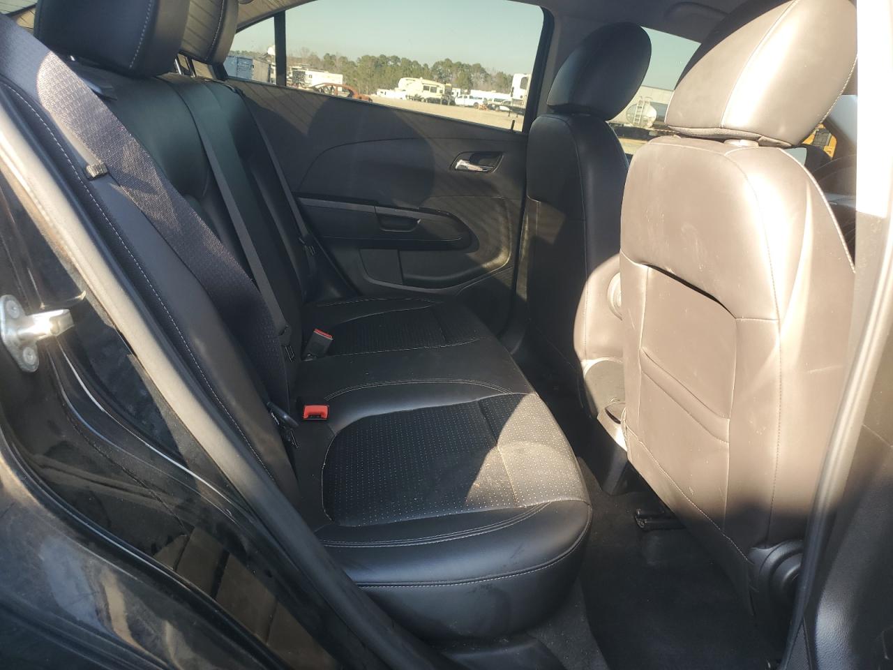1G1JF5SB1J4108368 CHEVROLET SONIC 2018