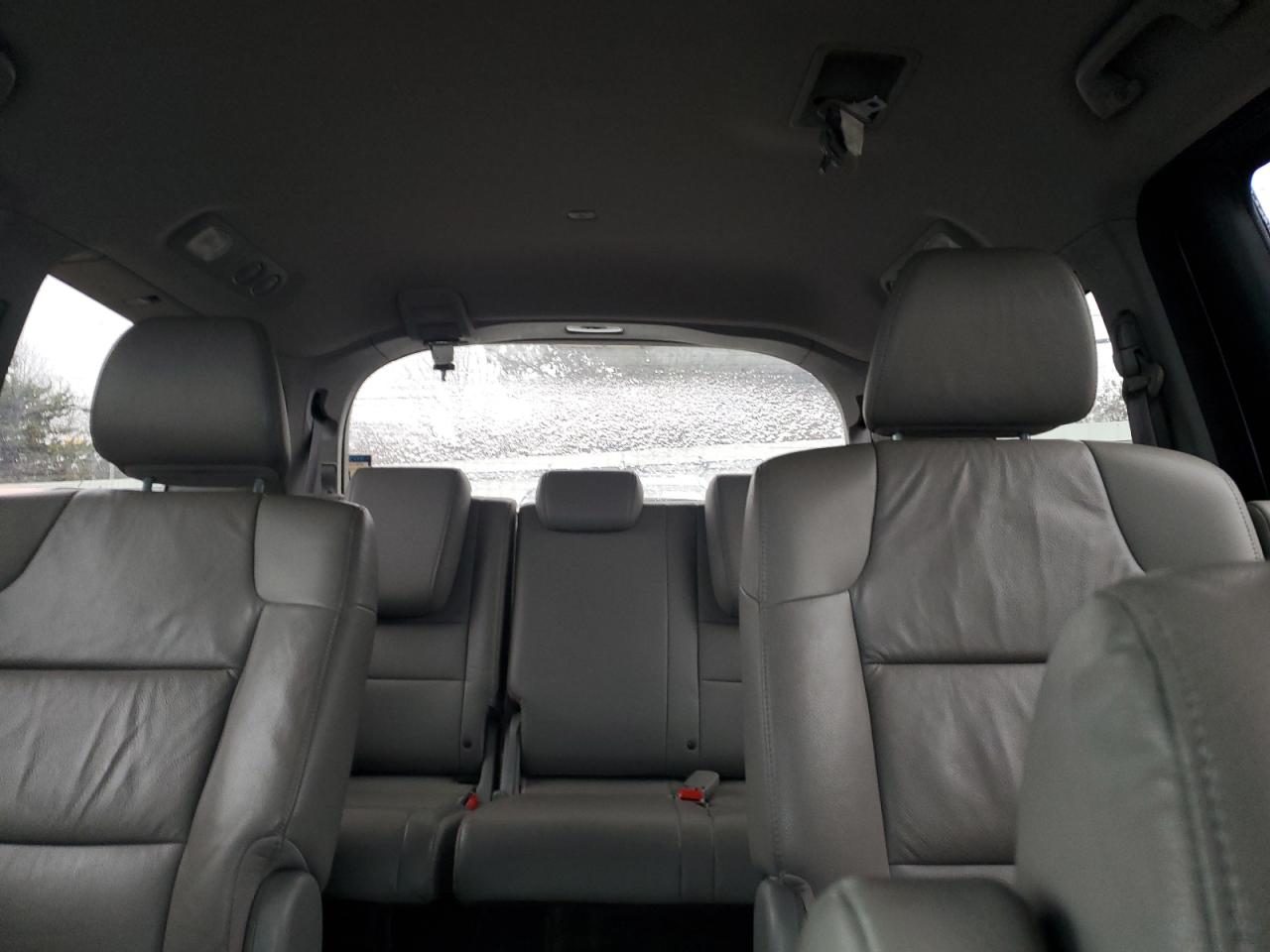 2012 Honda Odyssey - Image 10
