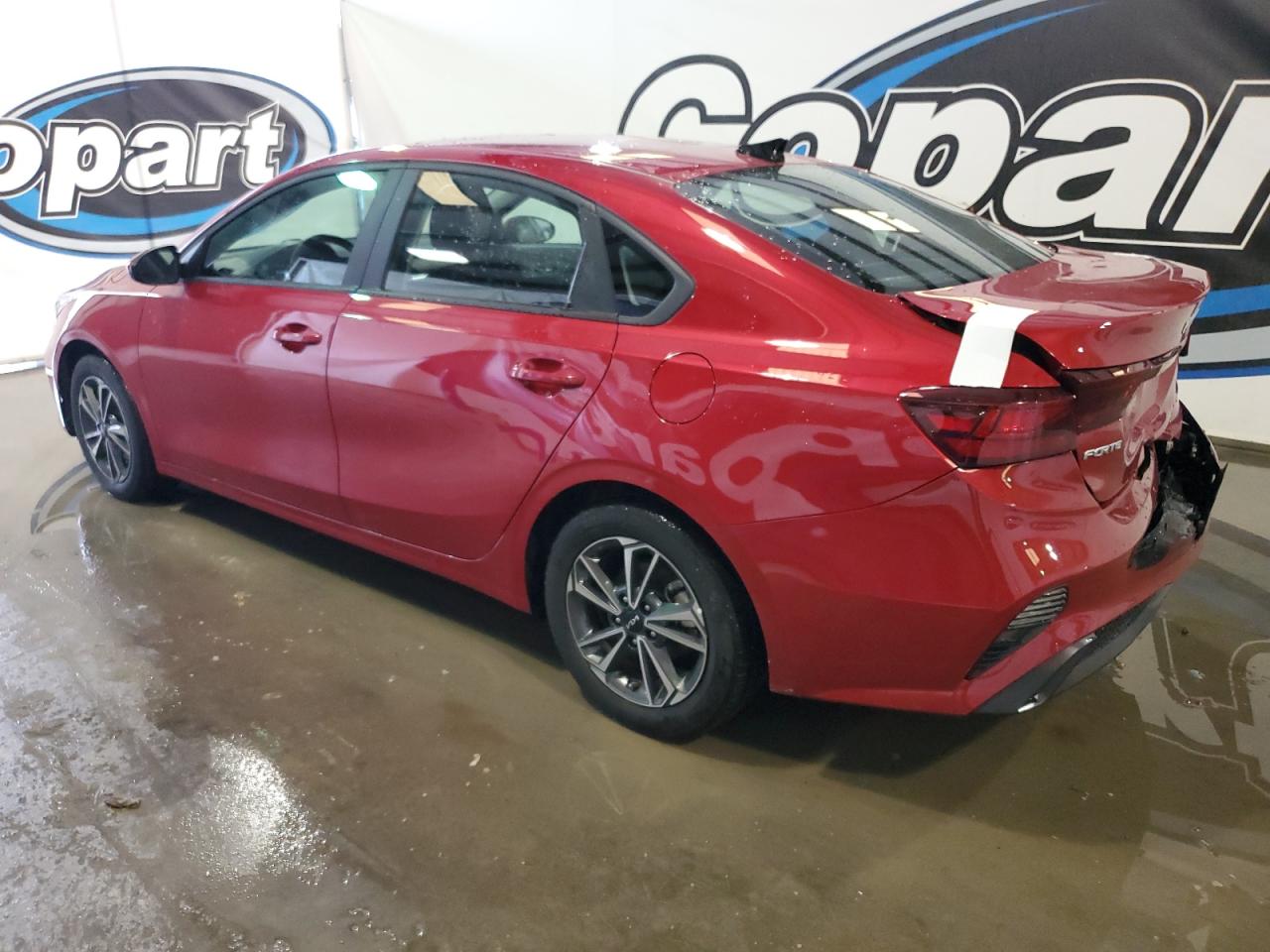 2023 Kia Forte - Image 2