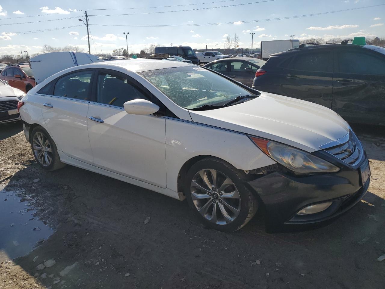 2011 Hyundai Sonata - Image 4