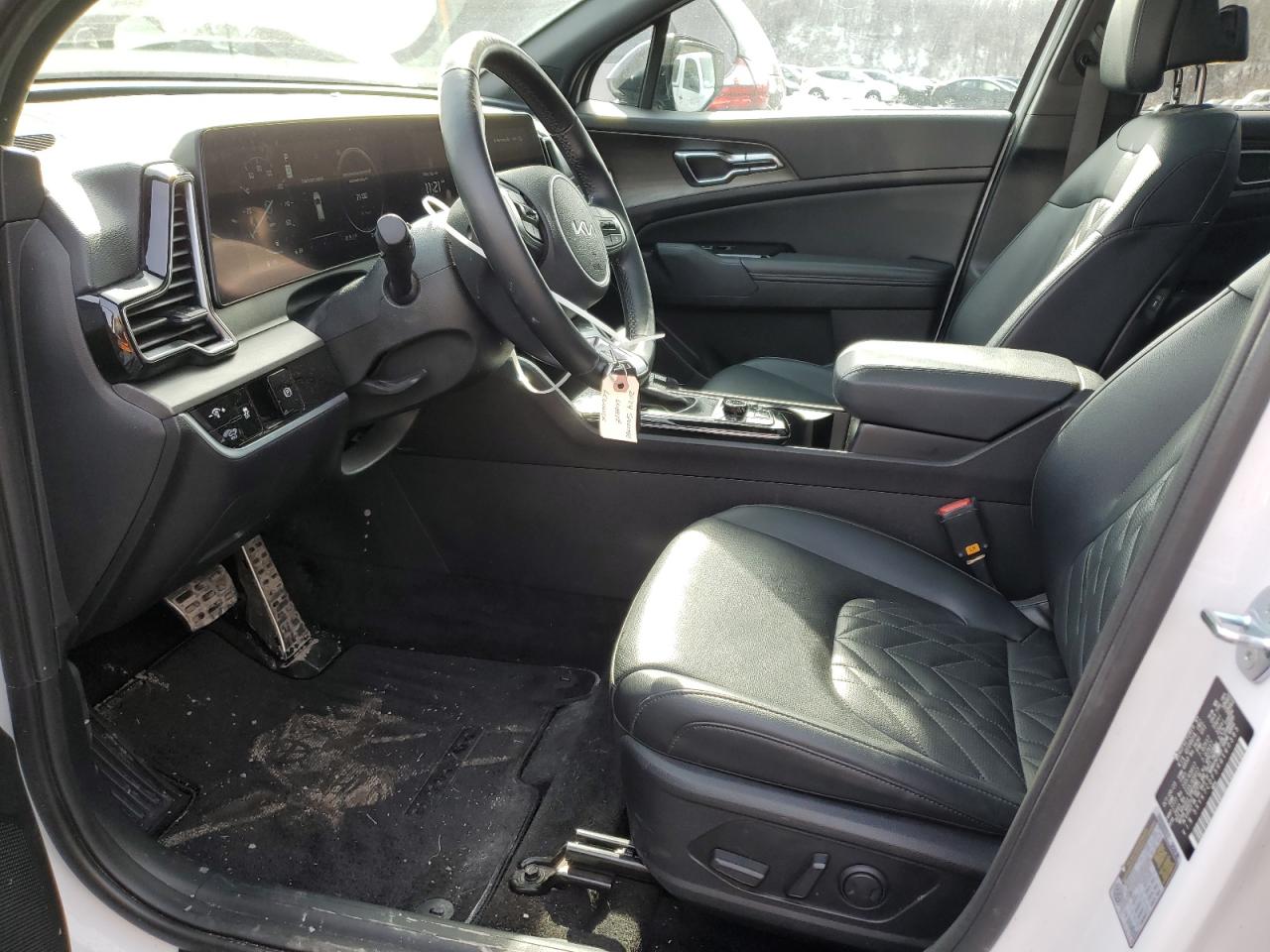 2024 Kia Sportage - Image 7
