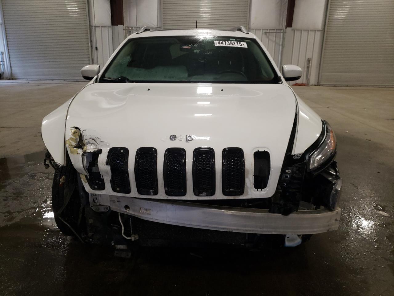 2015 Jeep Grand Cherokee - Image 5