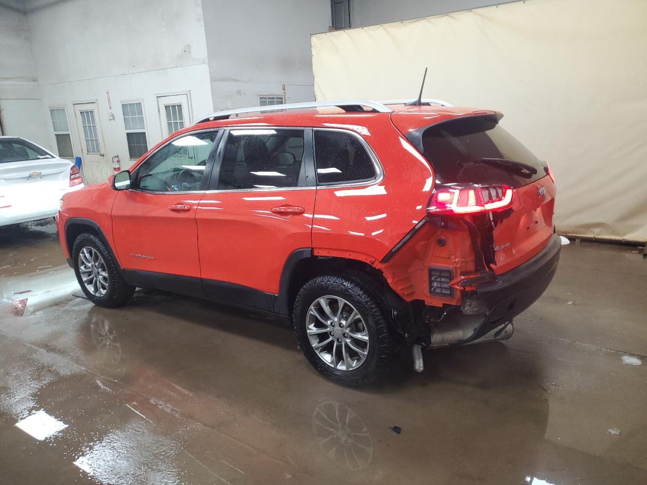 2021 Jeep Grand Cherokee - Image 2
