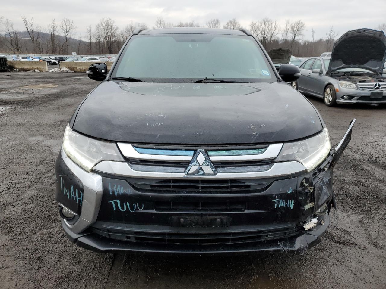 2018 Mitsubishi Outlander - Image 5
