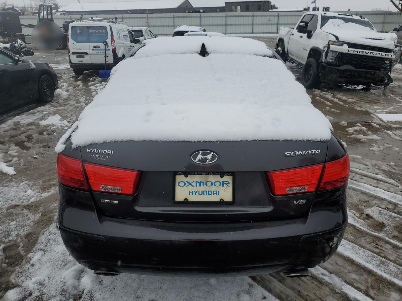 2009 Hyundai Sonata - Image 6
