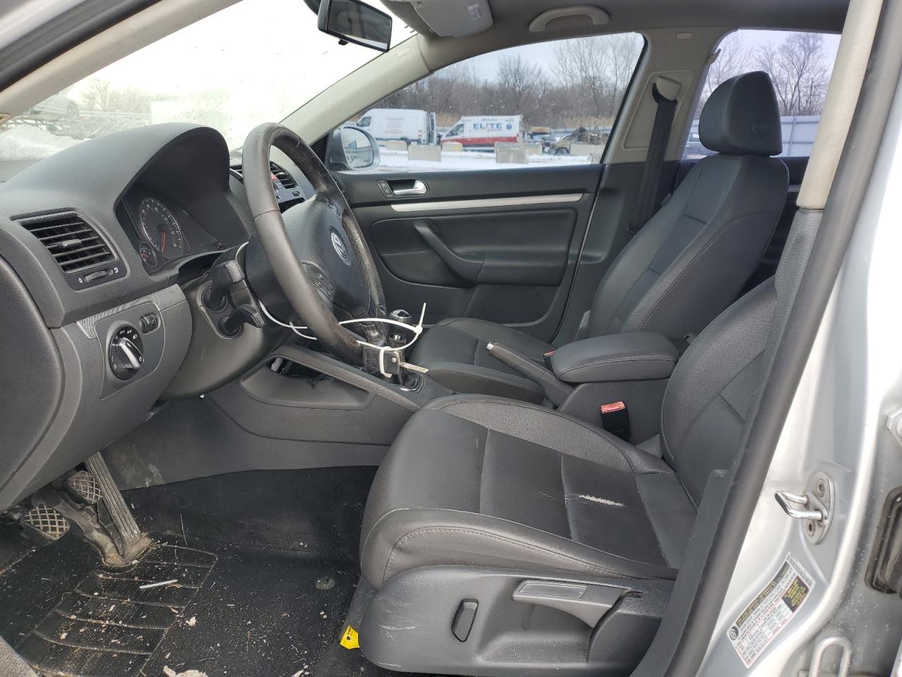 2006 Volkswagen Jetta - Image 7