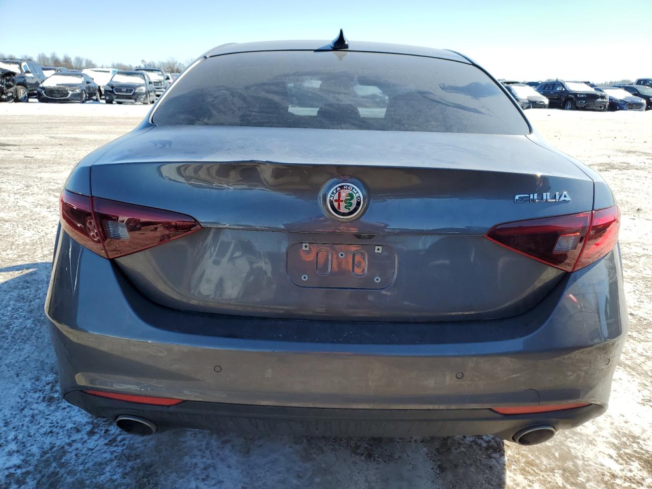2017 Alfa Romeo Giulia - Image 6
