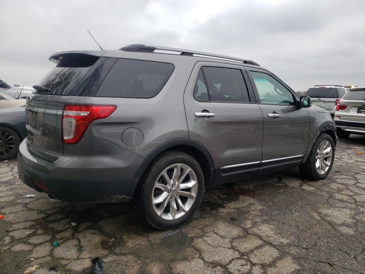 2011 Ford Explorer - Image 4