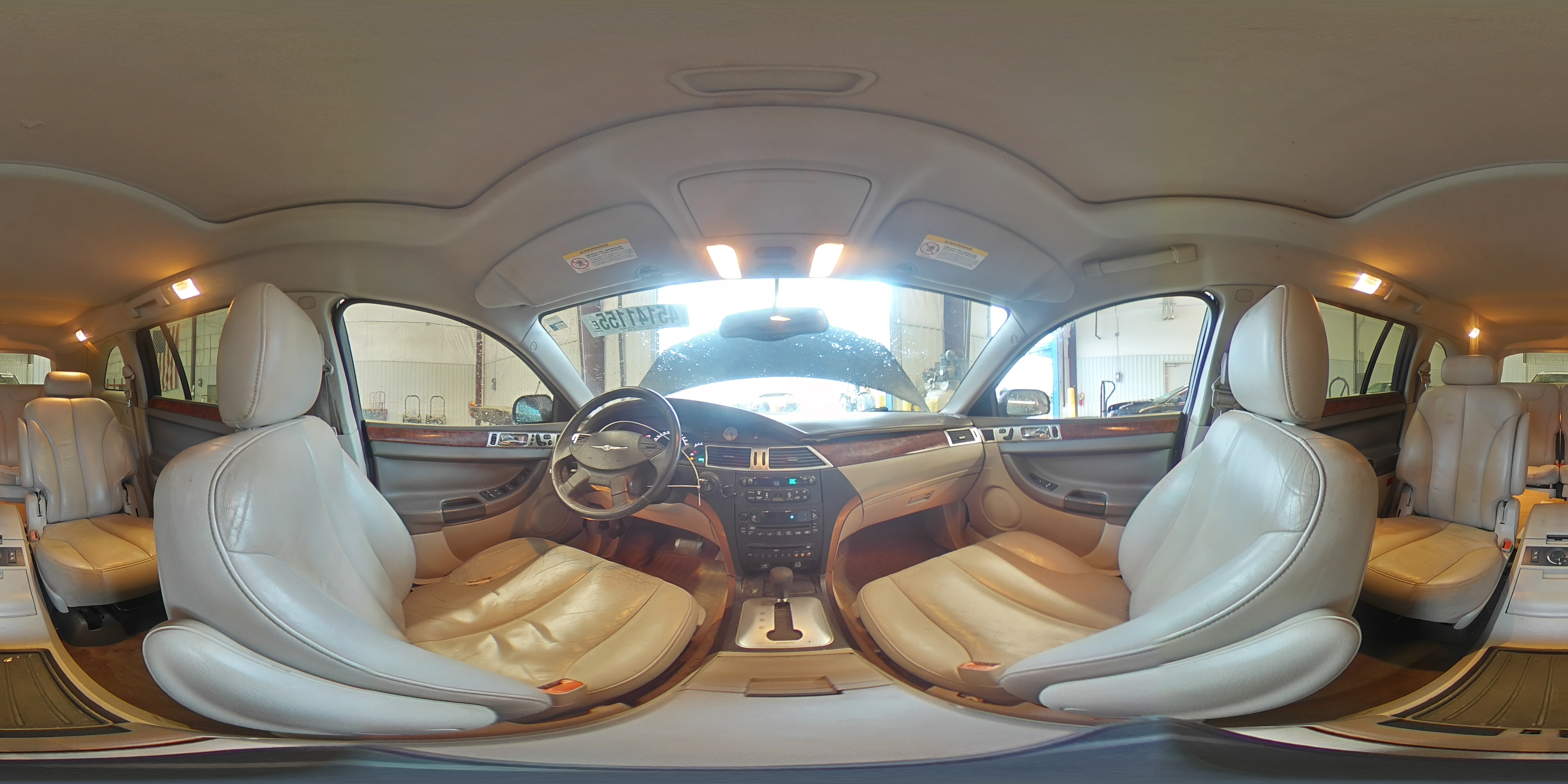 2004 Chrysler Pacifica - Image 13