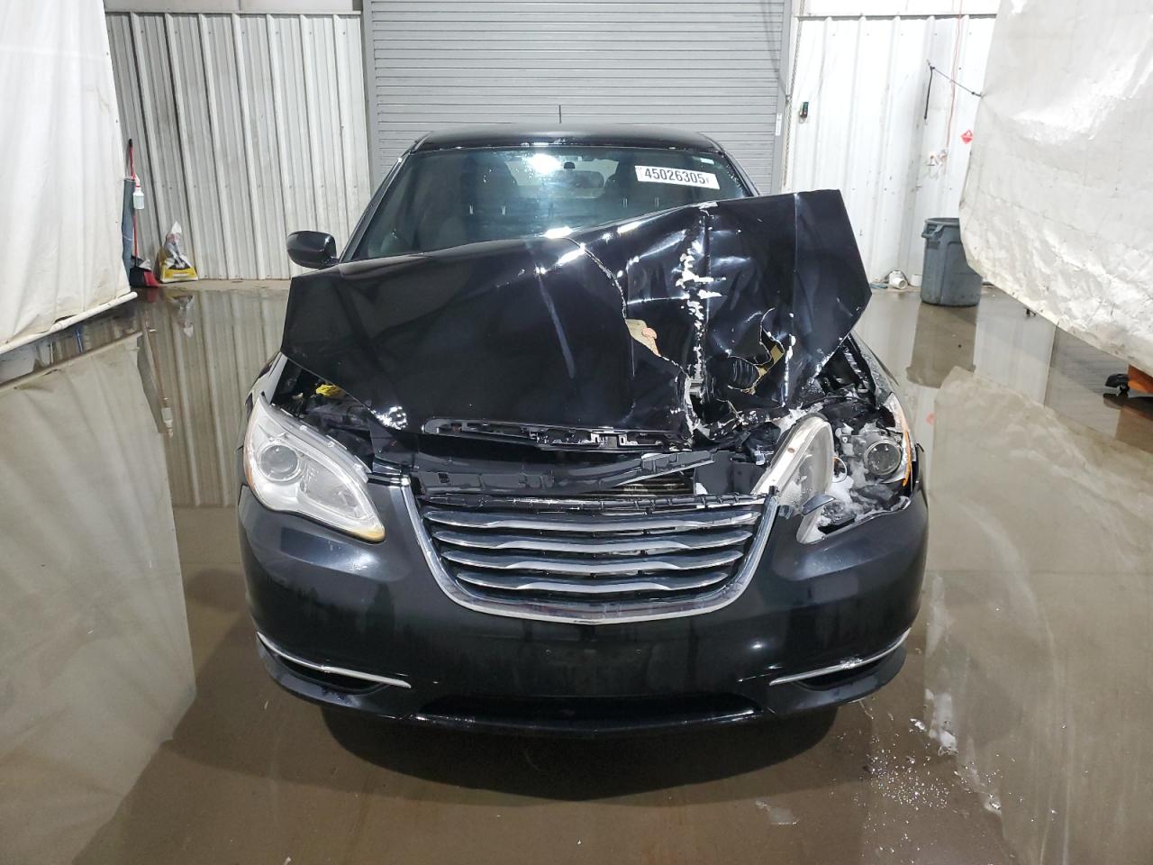 2011 Chrysler 200 - Image 5