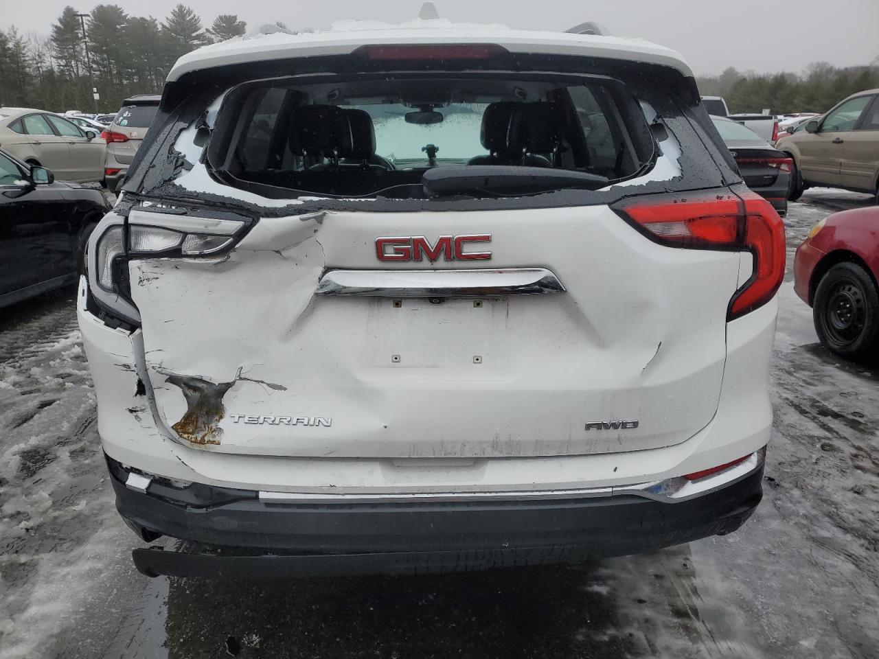 2019 GMC Terrain - Image 6