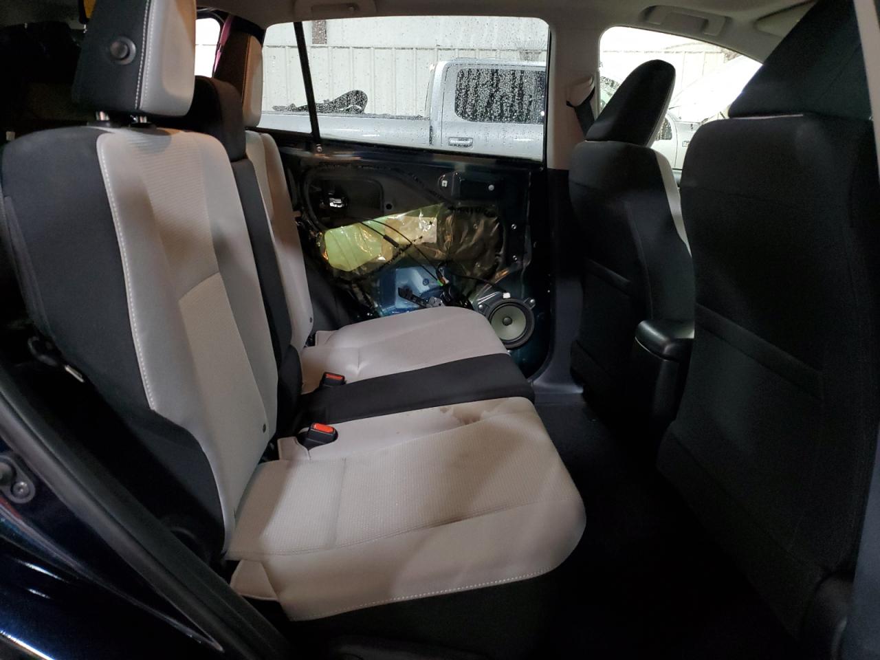 2018 Toyota RAV 4 - Image 11