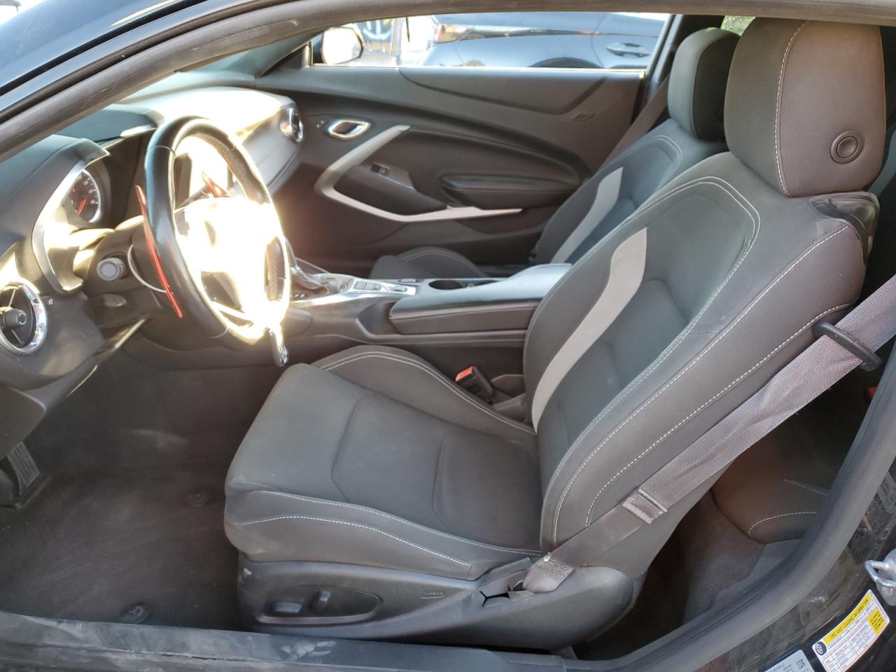 2017 Chevrolet Camaro - Image 7