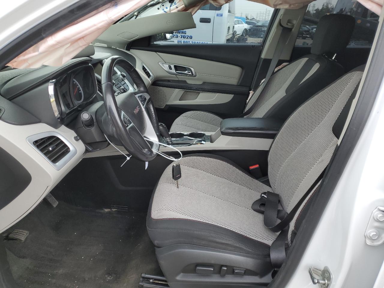 2017 GMC Terrain - Image 7