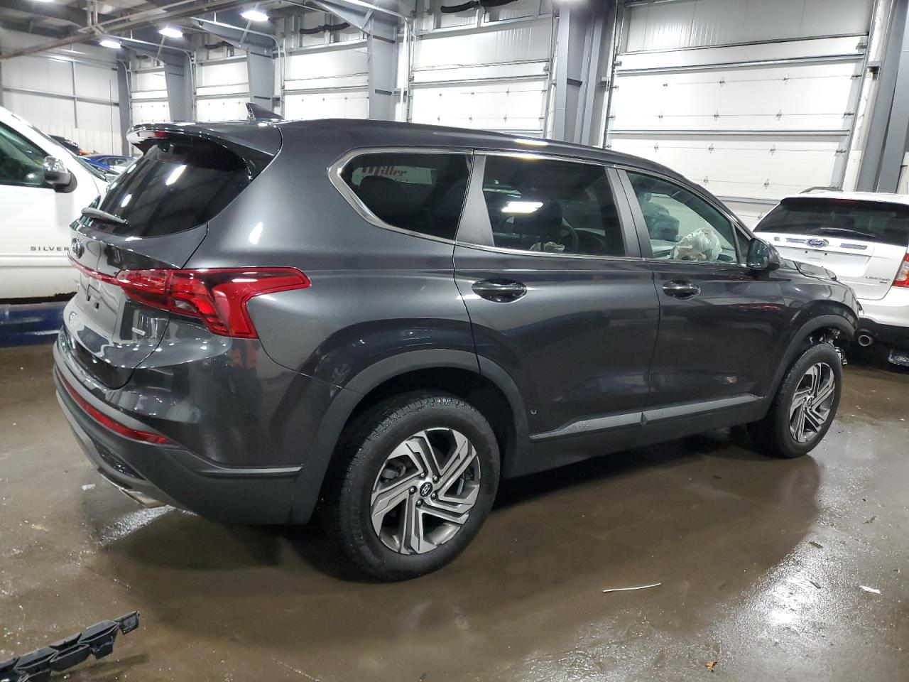 2022 Hyundai Santa Fe - Image 3